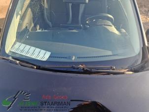 Używane Ramie wycieraczki przedniej Kia Picanto (JA) 1.0 12V Cena na żądanie oferowane przez Kleine Staarman B.V. Autodemontage