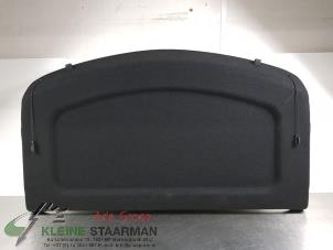 Używane Pólka tylna Mazda 3 Sport (BL14/BLA4/BLB4) 2.0i MZR DISI 16V Cena € 50,00 Procedura marży oferowane przez Kleine Staarman B.V. Autodemontage