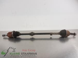 Używane Os napedowa prawy przód Nissan Micra C+C (K12) 1.4 16V Cena € 45,00 Procedura marży oferowane przez Kleine Staarman B.V. Autodemontage