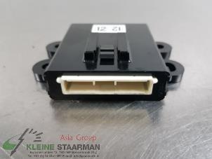 Używane Sterownik Start/Stop Mitsubishi Outlander (GF/GG) 2.4 16V PHEV 4x4 Cena na żądanie oferowane przez Kleine Staarman B.V. Autodemontage