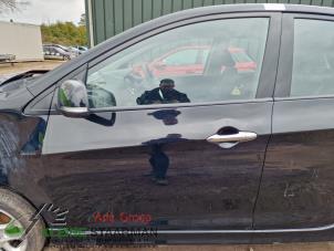 Używane Szyba drzwi lewych przednich wersja 4-drzwiowa Kia Picanto (TA) 1.2 16V Cena na żądanie oferowane przez Kleine Staarman B.V. Autodemontage