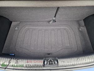 Begagnade Golvpanel, lastområde Hyundai i10 (B5) 1.0 12V Pris på förfrågan erbjuds av Kleine Staarman B.V. Autodemontage