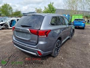 Używane Naroznik karoserii prawy tyl Mitsubishi Outlander (GF/GG) 2.0 16V PHEV 4x4 Cena na żądanie oferowane przez Kleine Staarman B.V. Autodemontage