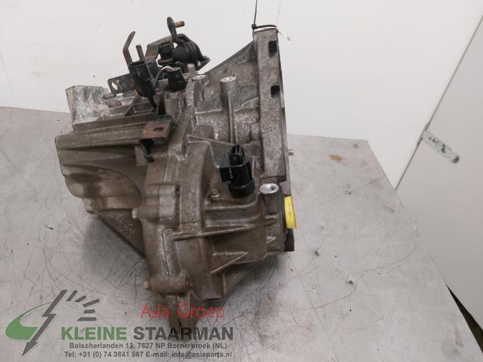 Versnellingsbak van een Kia Picanto (TA) 1.2 16V 2012
