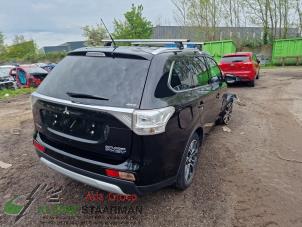 Używane Naroznik karoserii prawy tyl Mitsubishi Outlander (GF/GG) 2.0 16V PHEV 4x4 Cena na żądanie oferowane przez Kleine Staarman B.V. Autodemontage