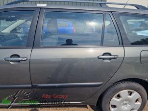 Używane Drzwi lewe tylne wersja 4-drzwiowa Toyota Corolla Wagon (E12) 1.6 16V VVT-i Cena € 75,00 Procedura marży oferowane przez Kleine Staarman B.V. Autodemontage
