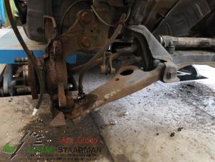 Używane Wahacz zawieszenia dolny prawy przód Toyota Corolla Wagon (E12) 1.6 16V VVT-i Cena na żądanie oferowane przez Kleine Staarman B.V. Autodemontage