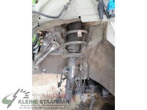 Używane Amortyzator lewy przód Kia Picanto (JA) 1.0 T-GDI 12V Cena na żądanie oferowane przez Kleine Staarman B.V. Autodemontage