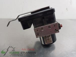 Używane Pompa ABS Mitsubishi Outlander (CW) 2.4 16V Mivec 4x4 Cena € 175,00 Procedura marży oferowane przez Kleine Staarman B.V. Autodemontage