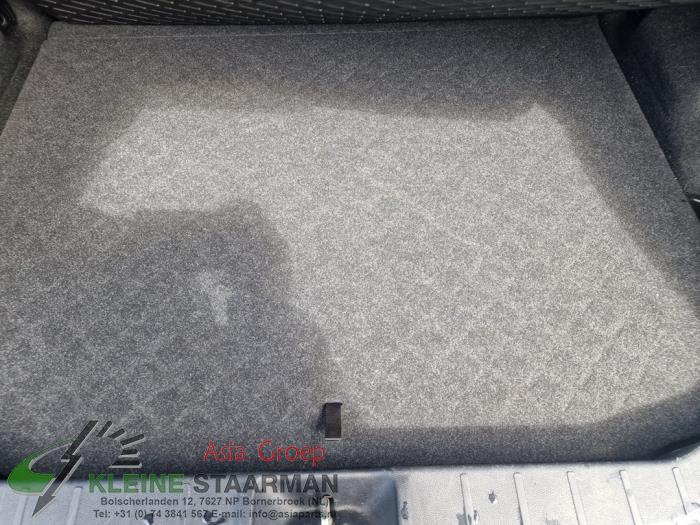 Golvpanel, lastområde från en Mitsubishi ASX 1.6 MIVEC 16V 2012