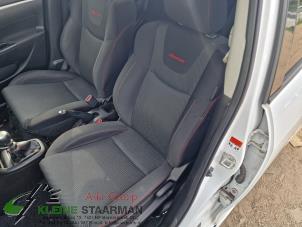 Używane Fotel lewy Suzuki Swift (ZA/ZC/ZD) 1.6 Sport VVT 16V Cena na żądanie oferowane przez Kleine Staarman B.V. Autodemontage