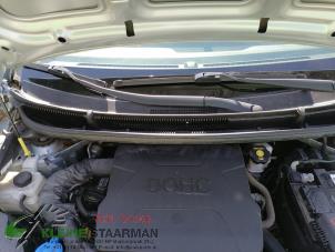 Używane Ramie wycieraczki przedniej Kia Picanto (JA) 1.0 12V Cena na żądanie oferowane przez Kleine Staarman B.V. Autodemontage