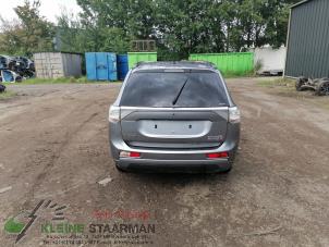 Używane Plyta panelu tylnego Mitsubishi Outlander (GF/GG) 2.0 16V PHEV 4x4 Cena na żądanie oferowane przez Kleine Staarman B.V. Autodemontage