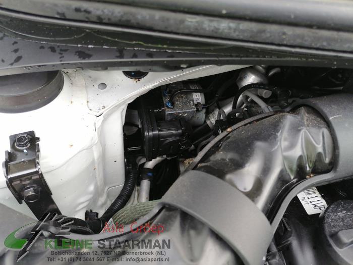 ABS-pump från en Hyundai i10 (B5) 1.0 12V 2018