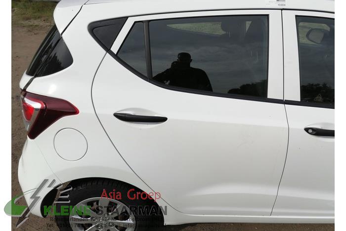 Bakdörr, 4-dörrars, höger från en Hyundai i10 (B5) 1.0 12V 2018