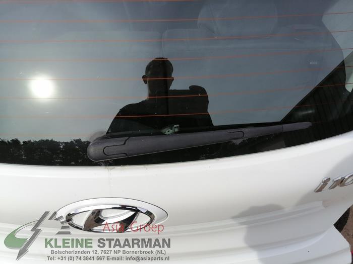 Bakre torkararm från en Hyundai i10 (B5) 1.0 12V 2018