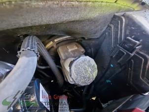 Używane Wspomaganie hamulców Nissan Micra (K13) 1.2 12V DIG-S Cena na żądanie oferowane przez Kleine Staarman B.V. Autodemontage