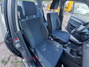 Używane Fotel prawy Suzuki Swift (ZA/ZC/ZD1/2/3/9) 1.5 VVT 16V Cena na żądanie oferowane przez Kleine Staarman B.V. Autodemontage