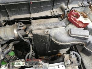 Używane Obudowa filtra powietrza Nissan X-Trail (T32) 1.6 Energy dCi All Mode Cena na żądanie oferowane przez Kleine Staarman B.V. Autodemontage