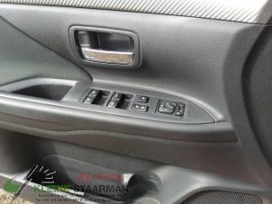 Używane Przelacznik lusterka Mitsubishi Outlander (GF/GG) 2.2 DI-D 16V Clear Tec 4x4 Cena na żądanie oferowane przez Kleine Staarman B.V. Autodemontage