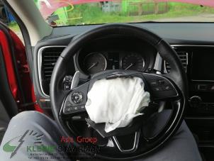 Używane Kierownica Mitsubishi Outlander (GF/GG) 2.2 DI-D 16V Clear Tec 4x4 Cena na żądanie oferowane przez Kleine Staarman B.V. Autodemontage