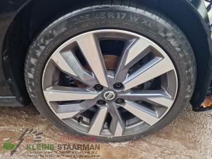 Używane Zestaw obreczy Nissan Micra (K14) 0.9 IG-T 12V Cena € 150,00 Procedura marży oferowane przez Kleine Staarman B.V. Autodemontage