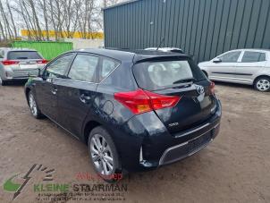 Używane Naroznik karoserii lewy tyl Toyota Auris (E18) 1.8 16V Hybrid Cena na żądanie oferowane przez Kleine Staarman B.V. Autodemontage