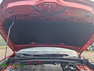 Używane Parawan Mazda CX-30 (DM) 2.0 e-SkyActiv X 186 M Hybrid 16V Cena na żądanie oferowane przez Kleine Staarman B.V. Autodemontage