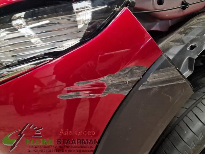 Främre stötfångare från en Mazda CX-30 (DM) 2.0 e-SkyActiv X 186 M Hybrid 16V 2023