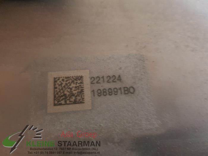 Batteri (hybrid) från en Mazda CX-30 (DM) 2.0 e-SkyActiv X 186 M Hybrid 16V 2023