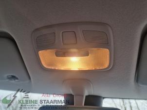 Używane Oswietlenie wewnetrzne przód Suzuki Swift (ZC/ZD) 1.0 Booster Jet Turbo 12V SHVS Cena na żądanie oferowane przez Kleine Staarman B.V. Autodemontage