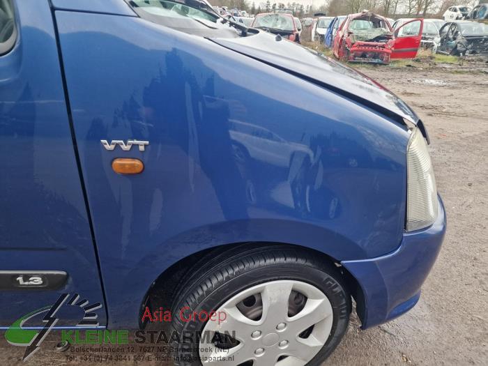 Framskärm, höger från en Suzuki Wagon-R+ (RB) 1.3 16V VVT 2006