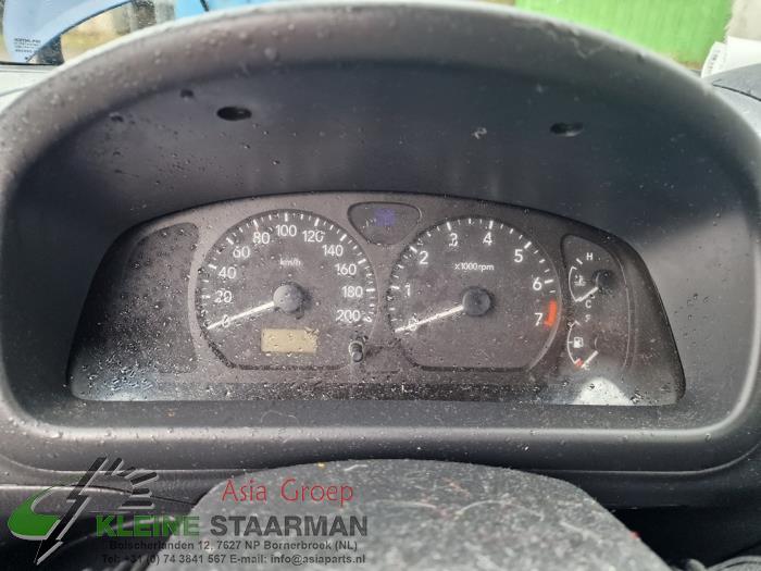 Instrumentpanel från en Suzuki Wagon-R+ (RB) 1.3 16V VVT 2006