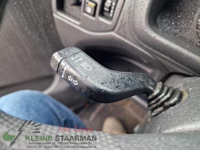 Indikatorbrytare från en Suzuki Wagon-R+ (RB) 1.3 16V VVT 2006