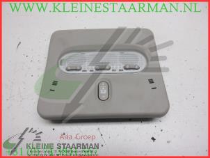 Begagnade Innerbelysning, fram Nissan Qashqai (J11) 1.6 DIG-T 163 16V Pris € 42,50 Marginaltabell erbjuds av Kleine Staarman B.V. Autodemontage