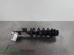 Używane Amortyzator lewy przód Kia Picanto (TA) 1.0 12V Cena € 50,00 Procedura marży oferowane przez Kleine Staarman B.V. Autodemontage