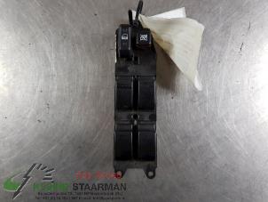 Używane Przelacznik elektrycznej szyby Toyota Corolla (E12) 1.6 16V VVT-i Cena € 42,50 Procedura marży oferowane przez Kleine Staarman B.V. Autodemontage