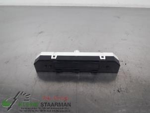 Używane Zegar Suzuki Swift (ZA/ZC/ZD1/2/3/9) 1.3 VVT 16V Cena € 42,50 Procedura marży oferowane przez Kleine Staarman B.V. Autodemontage