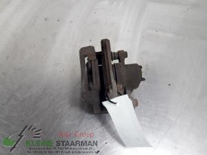 Używane Zacisk hamulcowy prawy tyl Kia Pro cee'd (EDB3) 1.6 CRDi 16V Cena na żądanie oferowane przez Kleine Staarman B.V. Autodemontage