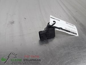 Używane Miernik ilosci powietrza Nissan Note (E11) 1.4 16V Cena € 42,50 Procedura marży oferowane przez Kleine Staarman B.V. Autodemontage