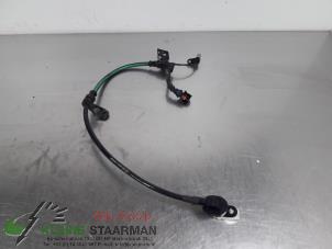 Używane Czujnik ABS Mazda CX-5 II (KF) 2.0 SkyActiv-G 160 16V 4WD Cena € 50,00 Procedura marży oferowane przez Kleine Staarman B.V. Autodemontage