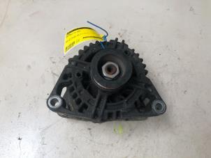 Begagnade Dynamo Opel Corsa D 1.2 16V LPG Pris € 32,67 Inklusive moms erbjuds av Autosloperij de Turk