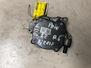 Używane Pompa prózniowa wspomagania hamulców Volkswagen Polo V (6R) 1.2 TDI 12V BlueMotion Cena € 54,45 Z VAT oferowane przez Autosloperij de Turk