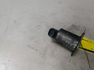 Gebruikte Uitlaat gasklep (EGR) Renault Trafic New (EL) 1.9 dCi 82 16V Prijs € 54,45 Inclusief btw aangeboden door Autosloperij de Turk