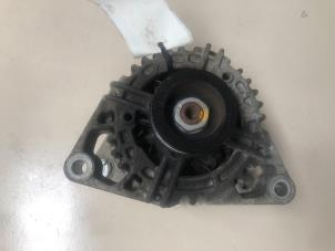 Begagnade Dynamo Opel Corsa D 1.2 16V Twinport Pris € 32,67 Inklusive moms erbjuds av Autosloperij de Turk