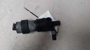 Begagnade Extra vattenpump Mercedes CLK (R209) 1.8 200 CGI 16V Pris € 43,56 Inklusive moms erbjuds av Autosloperij de Turk