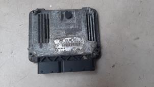 Używane Stacyjka + sterownik Volkswagen Passat (362) 2.0 TDI 16V 170 4Motion Cena € 135,52 Z VAT oferowane przez Autosloperij de Turk