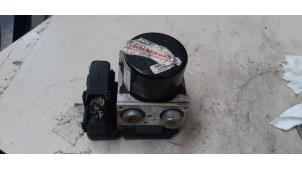 Gebruikte ABS Pomp Chrysler 300 C 3.0 CRD V6 24V Prijs € 108,90 Inclusief btw aangeboden door Autosloperij de Turk