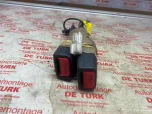 Begagnade Främre bältesspänne, mitten Kia Picanto (BA) 1.0 12V Pris € 43,56 Inklusive moms erbjuds av Autosloperij de Turk