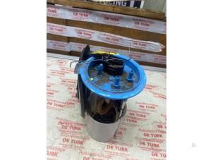 Begagnade Bensinpump Seat Leon (1P1) 1.4 TSI 16V Pris € 54,45 Inklusive moms erbjuds av Autosloperij de Turk